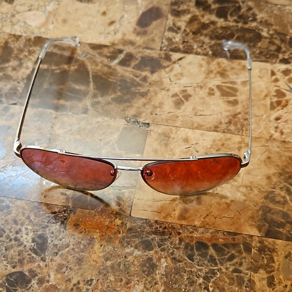 Michael kors sun glasses - Picture 1 of 2
